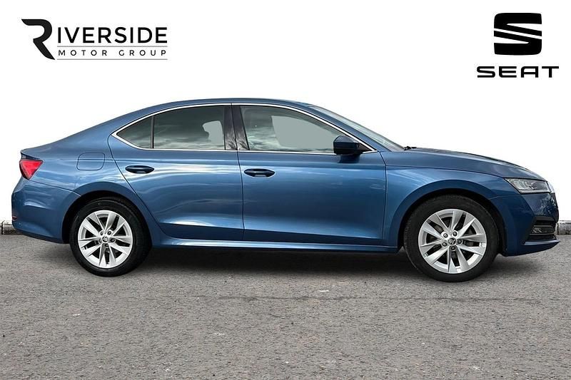 Used Skoda Octavia SE L First Edition 150 HP (110 kW) 2020 Blue Hatchback