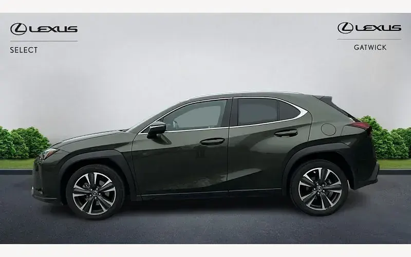 Used Lexus UX 199 HP (146 kW) 2025 Green SUV