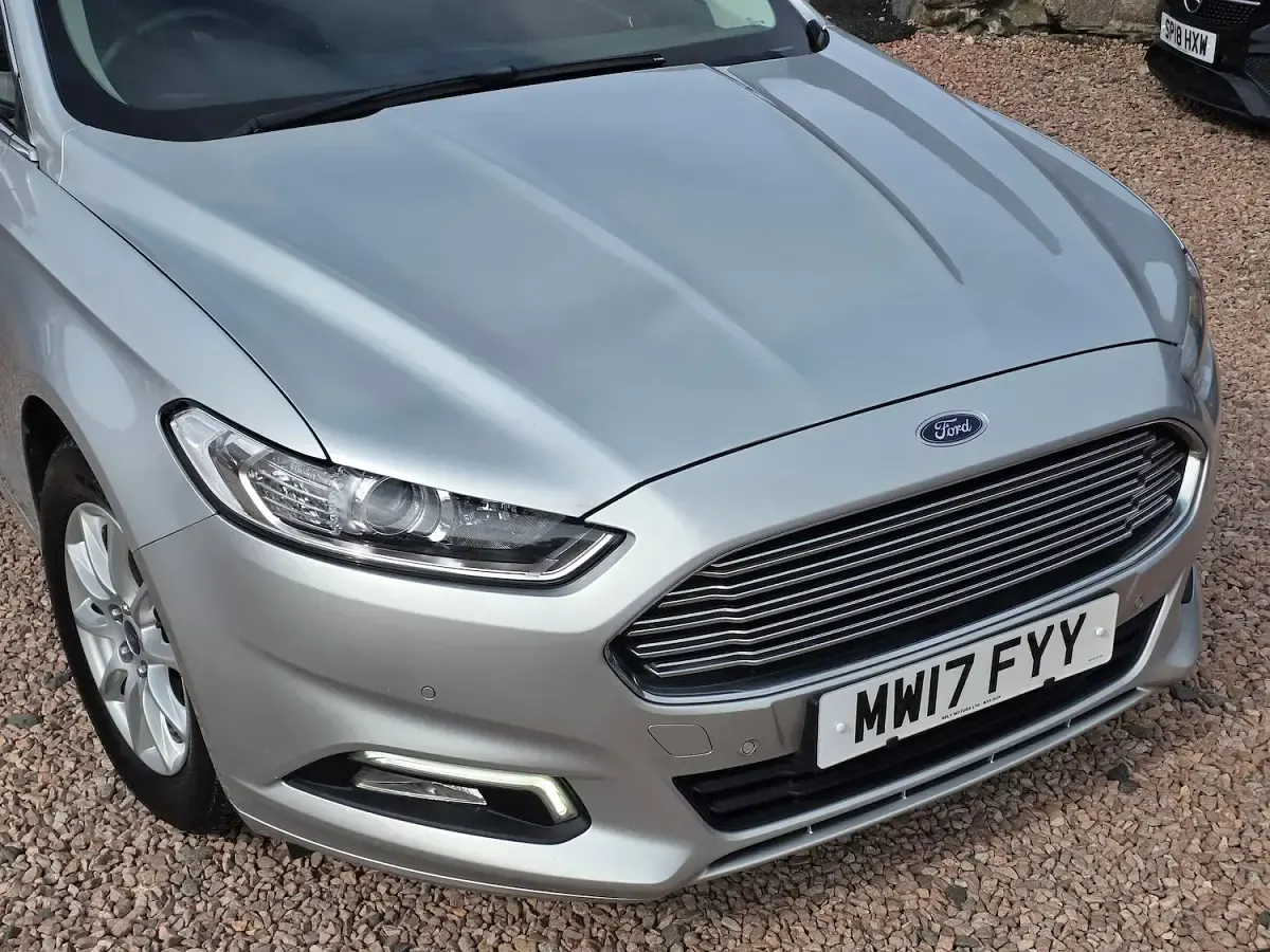 Used Ford Mondeo Zetec 150 HP (110 kW) 2017 Silver Estate