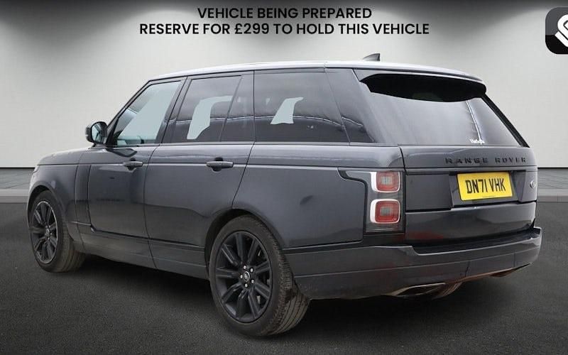 Begagnad Land Rover Range Rover 404 HK (297 kW) 2021 Grå SUV