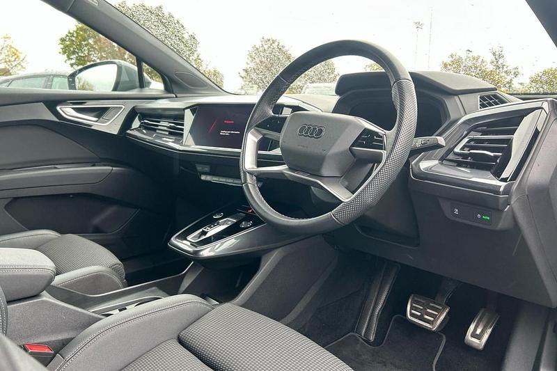 Used Audi Q4 e-tron S-Line 150 kW (204 HP) 2023 Grey SUV