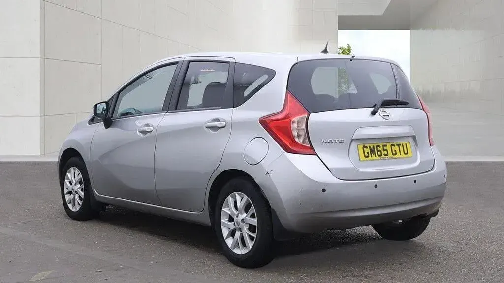 Used Nissan Note Acenta Premium 98 HP (72 kW) 2015 Silver Hatchback