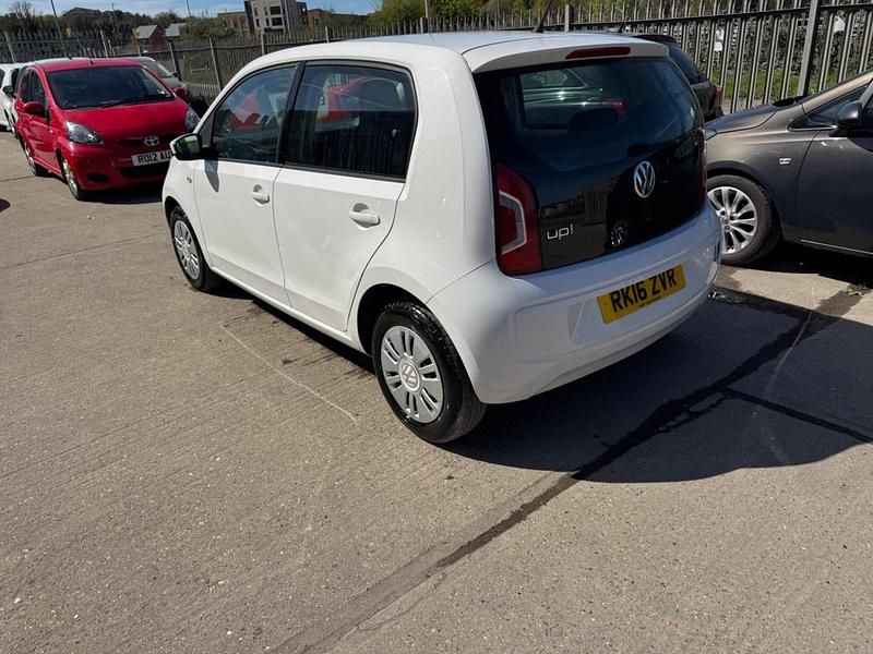 Begagnad VW up! move up! 2016 Vit Halvkombi