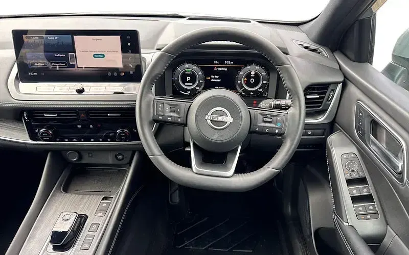 Used Nissan Qashqai Tekna 190 HP (139 kW) 2025 Grey SUV