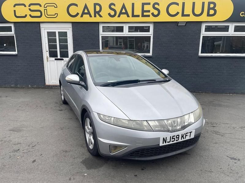 Silver Used 2009 Honda Civic ES Hatchback | £1,000 (Good price) - Image 1/4