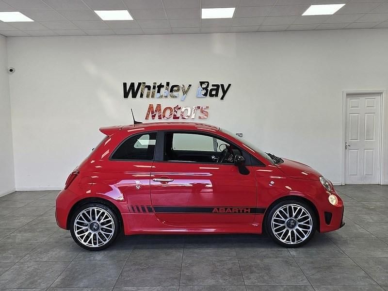 Used Abarth 595 145 HP (106 kW) 2018 Red Hatchback