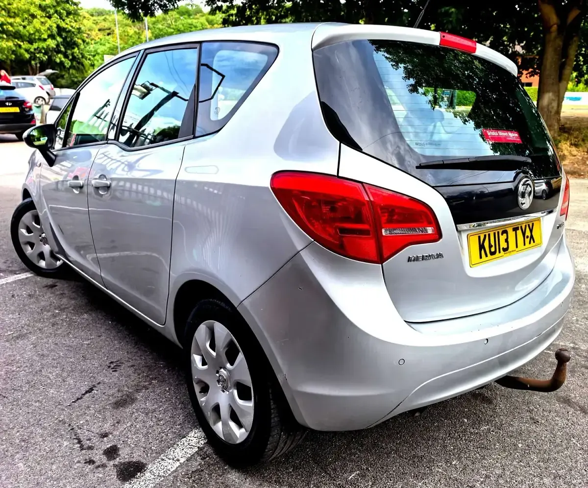 Used Vauxhall Meriva 2013 Silver MPV