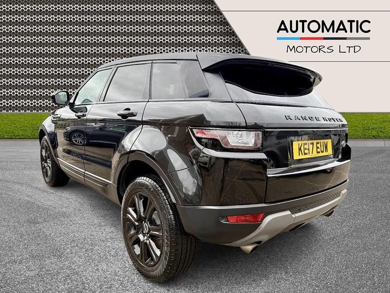 Used Land Rover Range Rover evoque SE 180 HP (132 kW) 2017 Black Estate