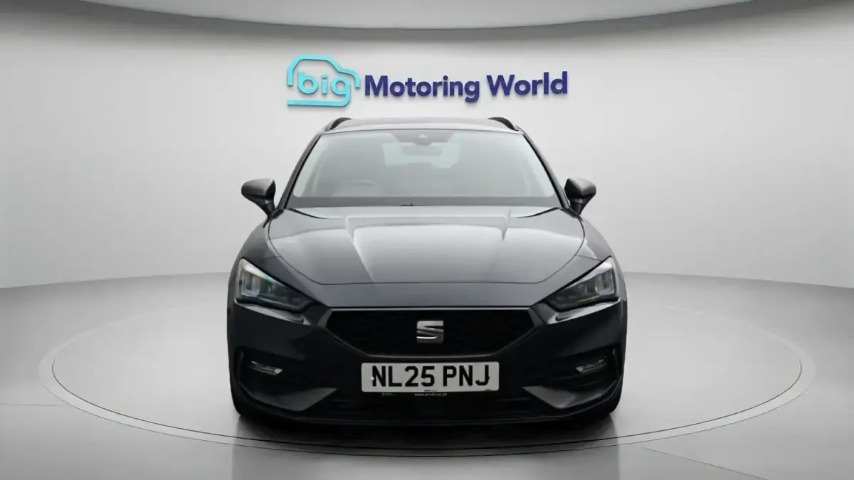 Used Seat Leon FR 204 HP (150 kW) 2025 Grey Estate