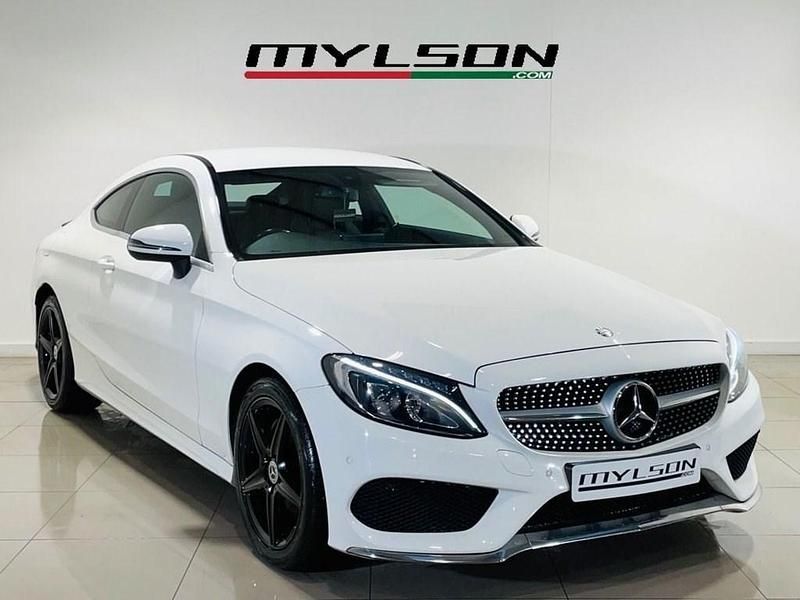 Used Mercedes C200 AMG line 184 HP (135 kW) 2016 White Coupe