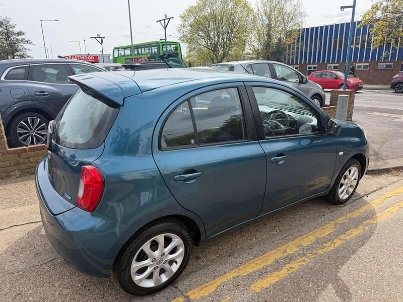 Begagnad Nissan Micra Acenta 2014 Blå Halvkombi