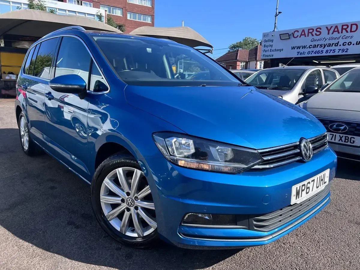 Used VW Touran SEL 150 HP (110 kW) 2018 Blue MPV