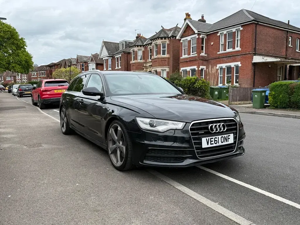 Usado Audi A6 S-Line 2011 Negro Familiar