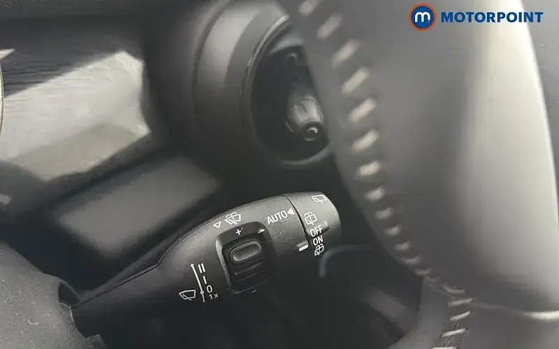 Used Mini Cooper Level 3 135 kW (184 HP) 2023 Black Hatchback