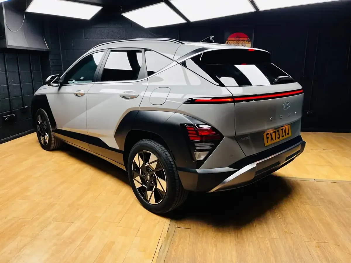 Second-hand Hyundai Kona Ultimate 120 CP (88 kW) 2023 Gri SUV