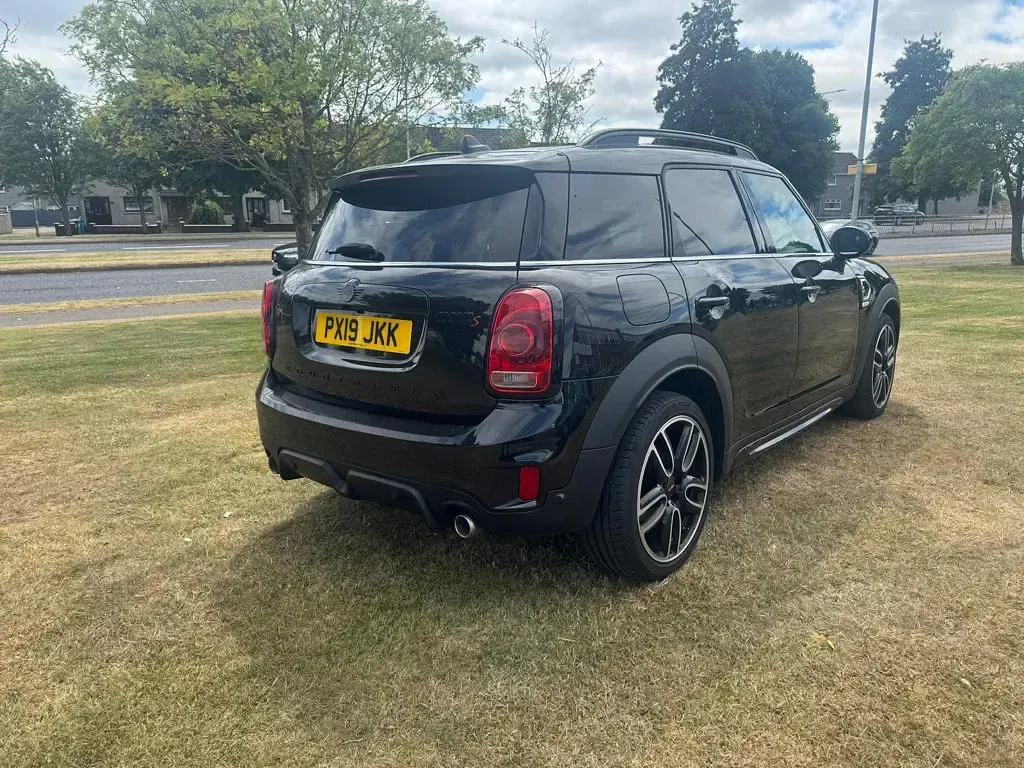 Used Mini Cooper S Countryman Sport 192 HP (141 kW) 2019 Black SUV