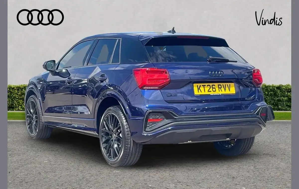 Used Audi Q2 Black Edition 147 HP (108 kW) 2026 Blue SUV