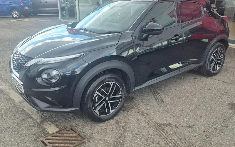 Used Nissan Juke N-Connecta 114 HP (83 kW) 2025 Black SUV