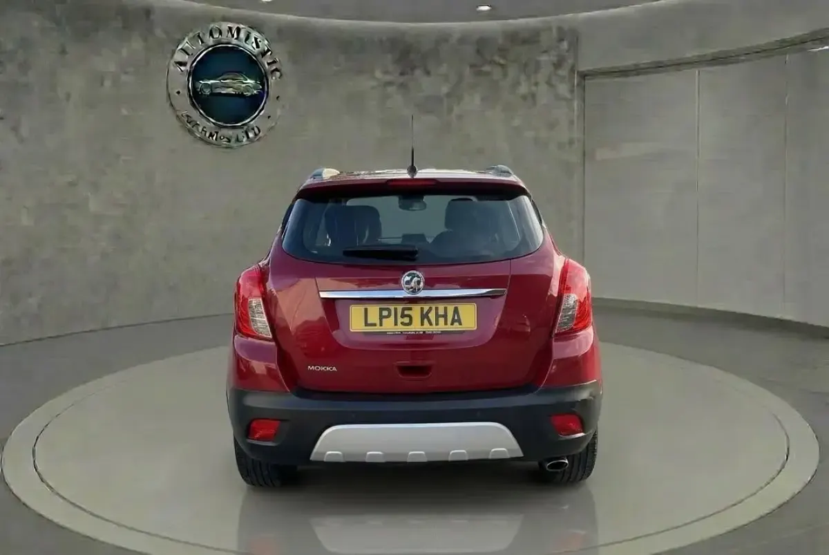 Used Vauxhall Mokka S 115 HP (84 kW) 2015 Red SUV