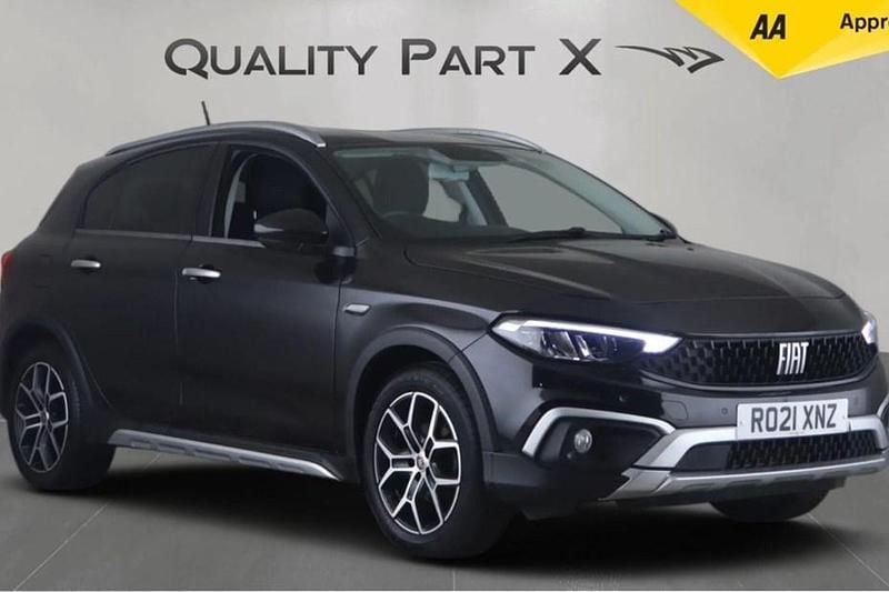 Used 2021 Fiat Tipo Cross | £9,944 (Good price) - Image 1/1