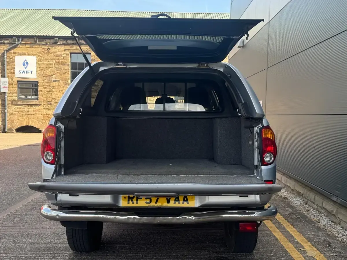 Used Mitsubishi L200 Warrior 134 HP (98 kW) 2007 Silver Pickup
