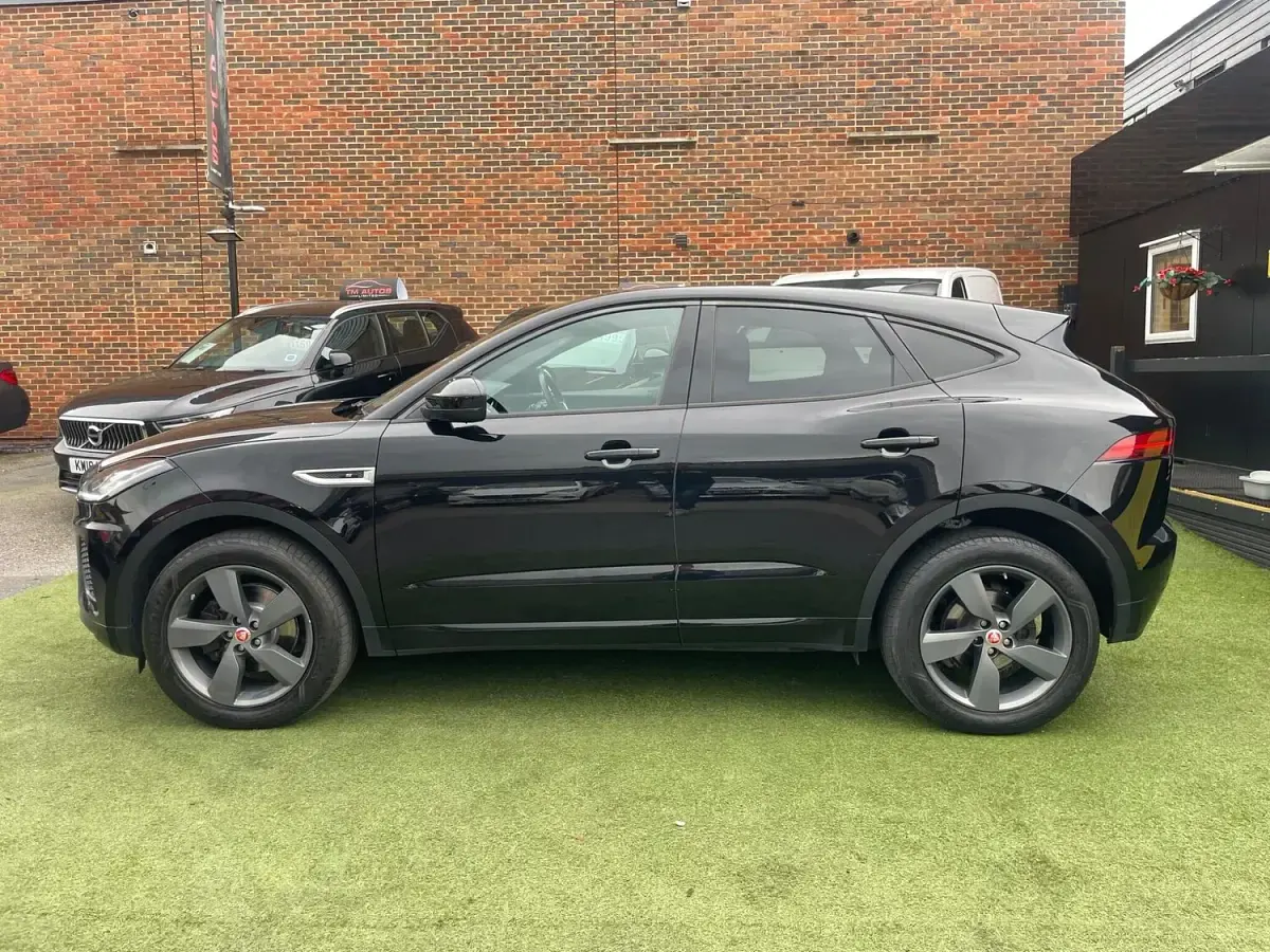 Used Jaguar E-Pace R-Dynamic 2019 Black SUV