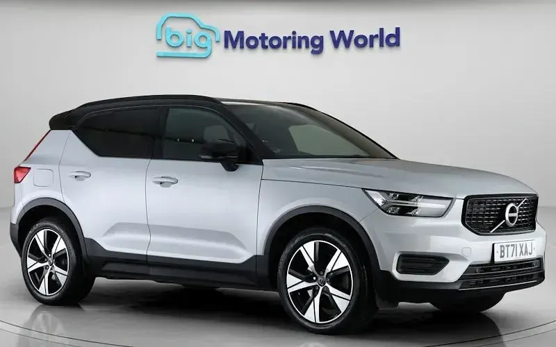 Used Volvo XC40 R-Design 262 HP (192 kW) 2021 SUV