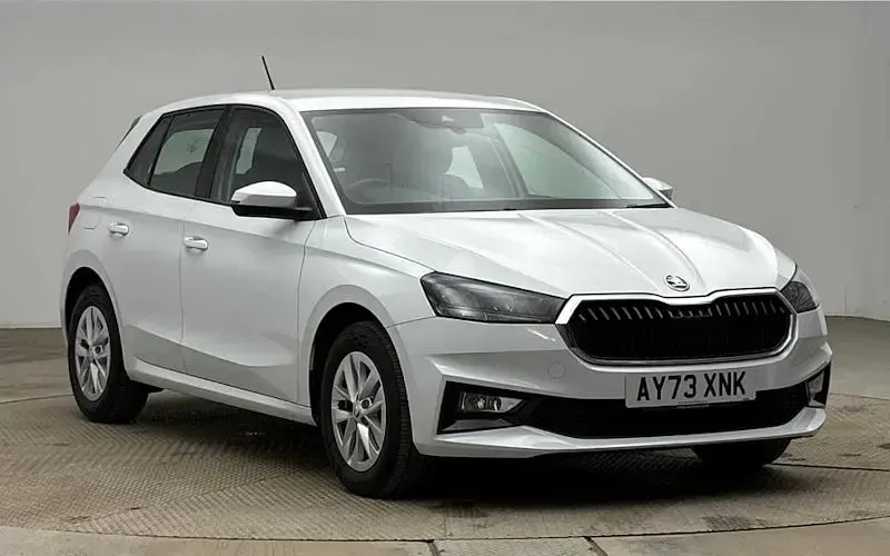 Begagnad Skoda Fabia Comfort 80 HK (58 kW) 2024 Halvkombi