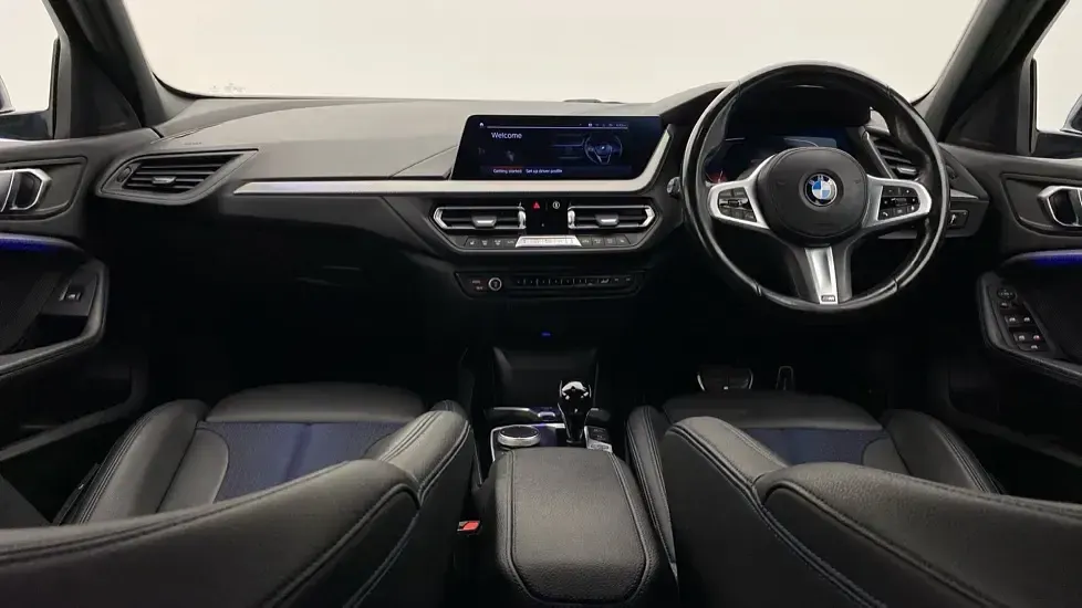 Used BMW 118 M Sport 134 HP (98 kW) 2022 Blue Hatchback