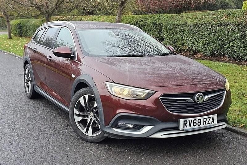 Used Vauxhall Insignia Country Tourer 170 HP (125 kW) 2018 Estate