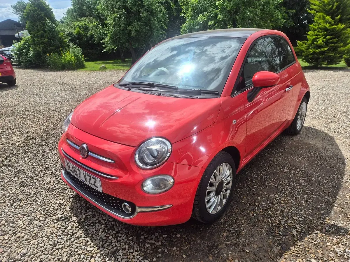 Used Fiat 500 Lounge 69 HP (50 kW) 2017 Pink Hatchback