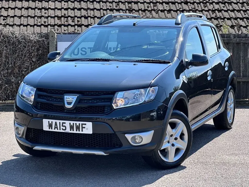 Used Dacia Sandero Ambiance 90 HP (66 kW) 2015 Black Hatchback