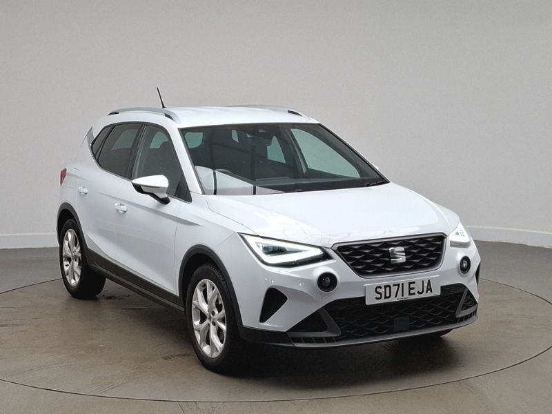 White Used 2021 Seat Arona FR SUV | £14,498 (Fair price) - Image 1/4
