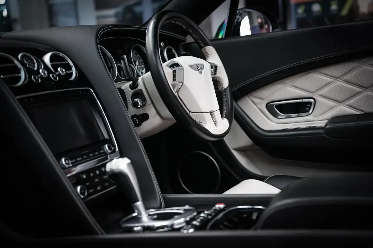 Used Bentley Continental GT Convertible 2013 White Cabriolet