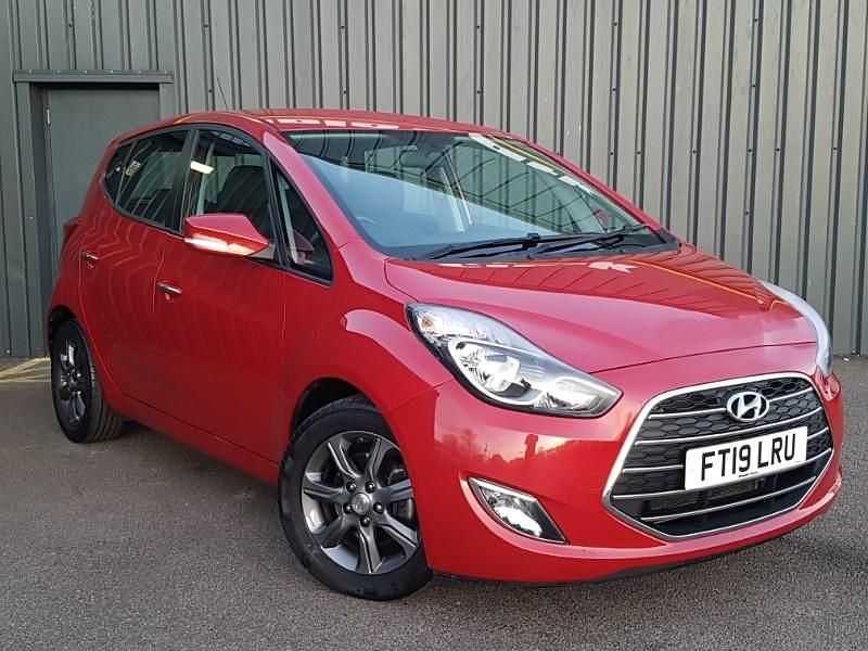 Red Used 2019 Hyundai ix20 SE Hatchback | £11,998 (Fair price) - Image 1/4