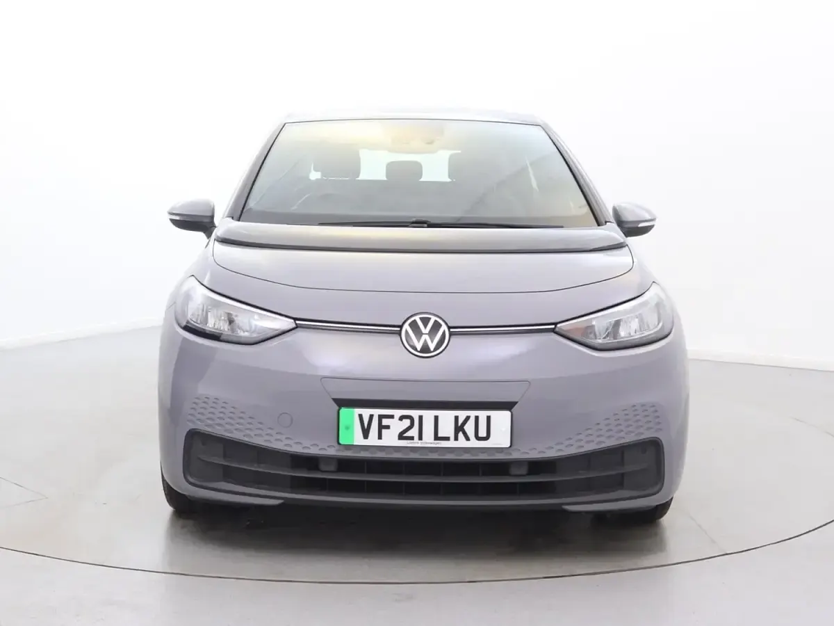 Usado VW ID.3 Pro Performance 150 kW (204 CV) 2021 Gris Utilitario