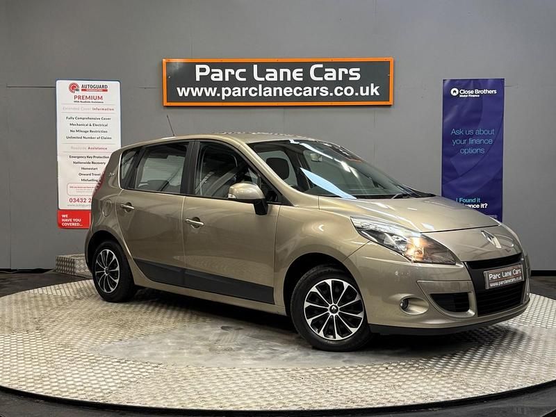 Beige Used 2011 Renault Scénic III MPV | £3,499 (Expensive) - Image 1/4