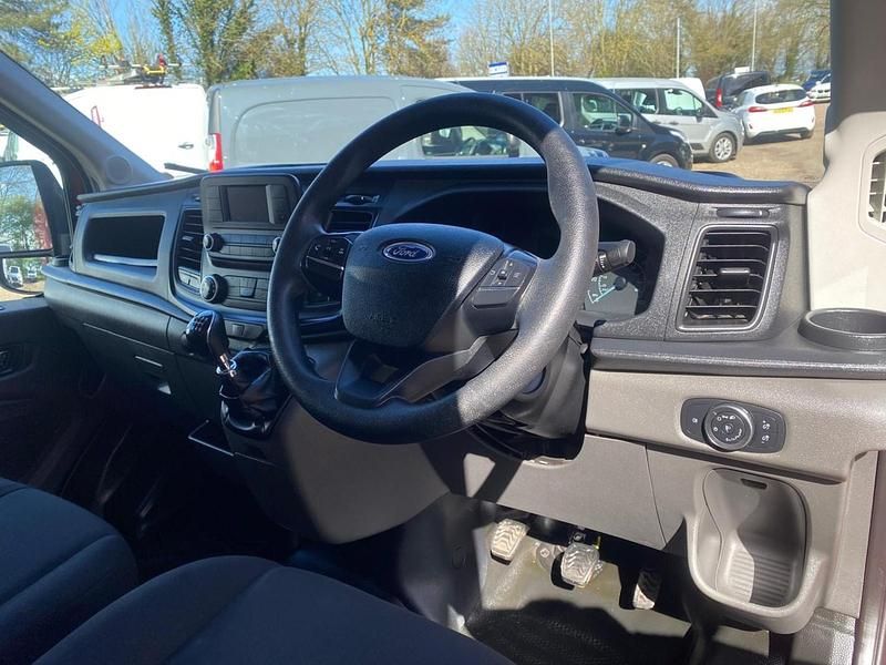 Used Ford Transit 2022 Red Van