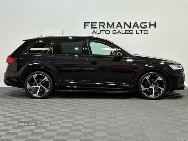 Used Audi Q7 Black Edition 286 HP (210 kW) 2021 Black SUV