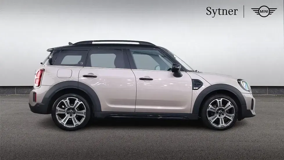 Used Mini Cooper Countryman Exclusive 134 HP (98 kW) 2023 Grey SUV