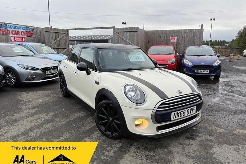 White Used 2015 Mini Cooper D Hatch Hatchback | £4,495 (Good price) - Image 1/1