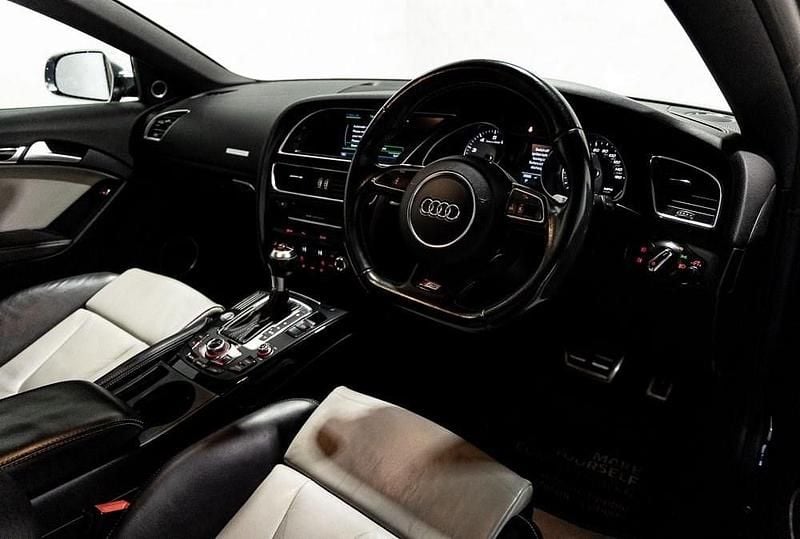 Used Audi S5 Black Edition 333 HP (244 kW) 2013 Blue Coupe