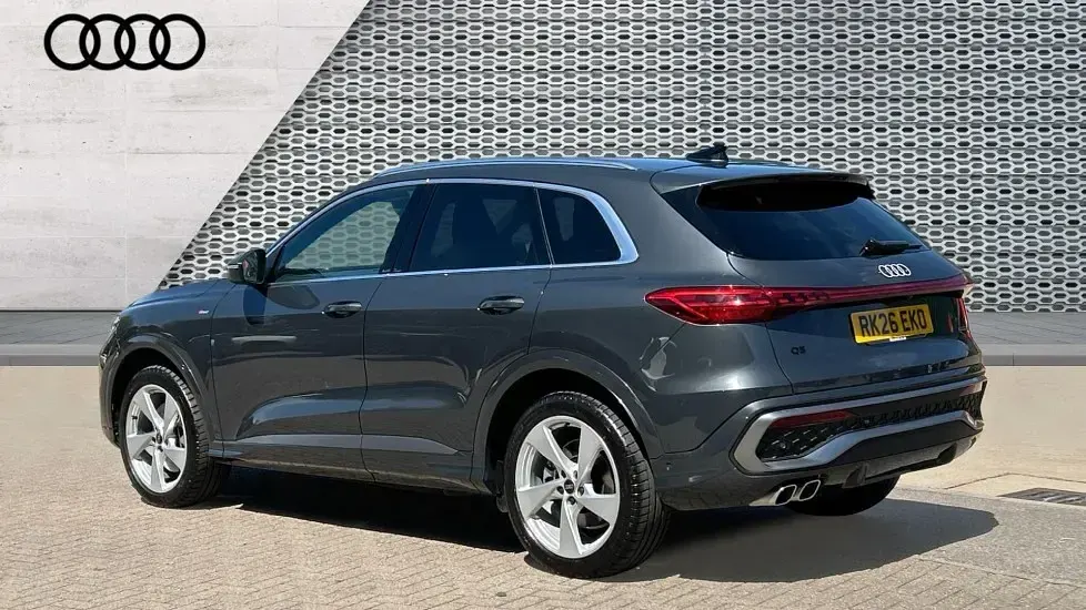 New Audi Q5 S-Line 204 HP (150 kW) 2026 Grey SUV