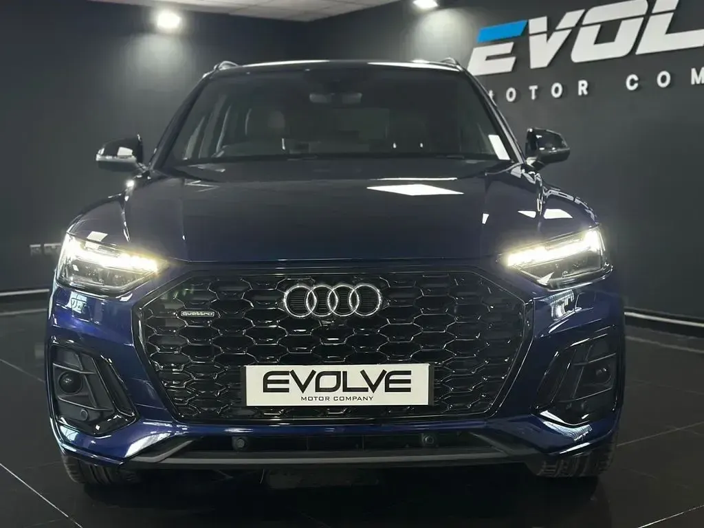 Used Audi Q5 Sportback Comfort 204 HP (150 kW) 2022 Blue SUV