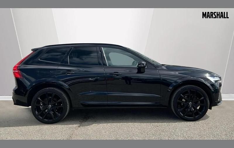 Used Volvo XC60 R-Design Pro 455 HP (334 kW) 2021 Black SUV