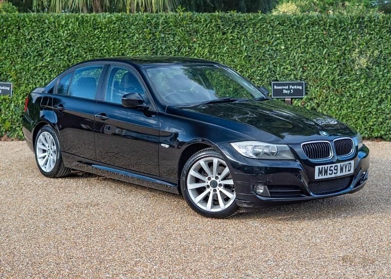 Black Used 2010 BMW 320 Sedan | £2,000 (Good price) - Image 1/4