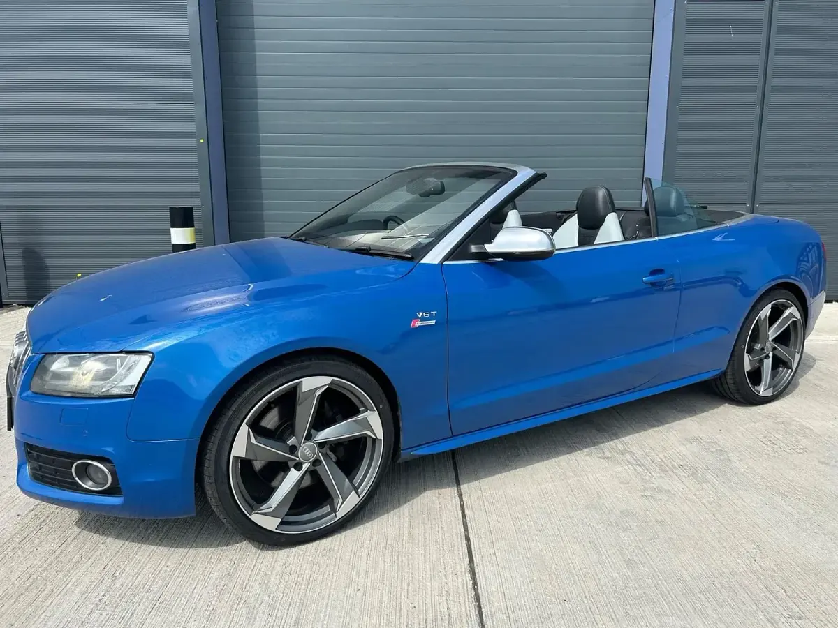 Used Audi A5 Comfort 272 HP (200 kW) 2011 Blue Coupe