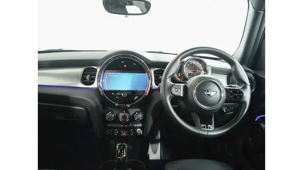 Used Mini Cooper Exclusive 134 HP (98 kW) 2022 Black Hatchback
