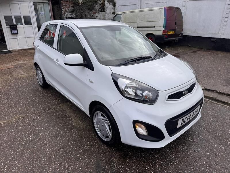 Used Kia Picanto 68 HP (50 kW) 2014 White Hatchback