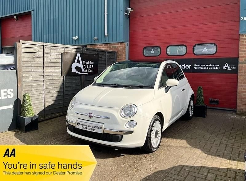 White Used 2010 Fiat 500 Lounge Hatchback | £5,650 (Fair price) - Image 1/3